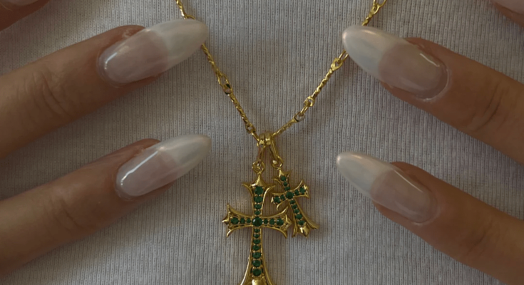 The Symbolism Behind Double Cross Necklaces: Meaning and Significance